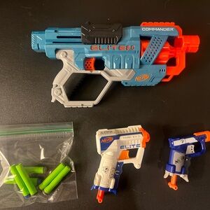 Nerf Elite 2.0 E9485 Commander RD-6 Blaster & Nerf Triad EX-3 & Nerf Jolt